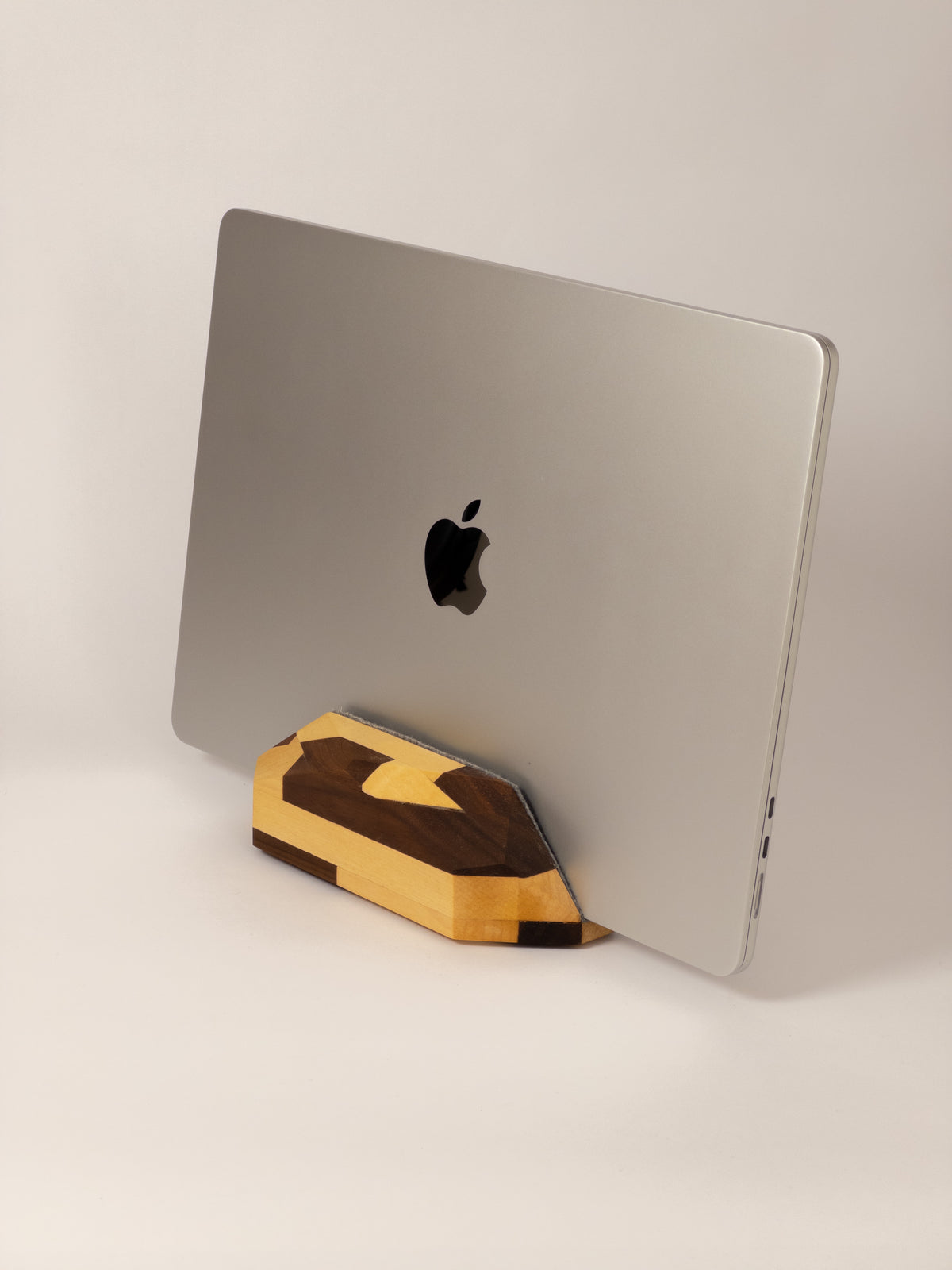 Monolith Laptopstand